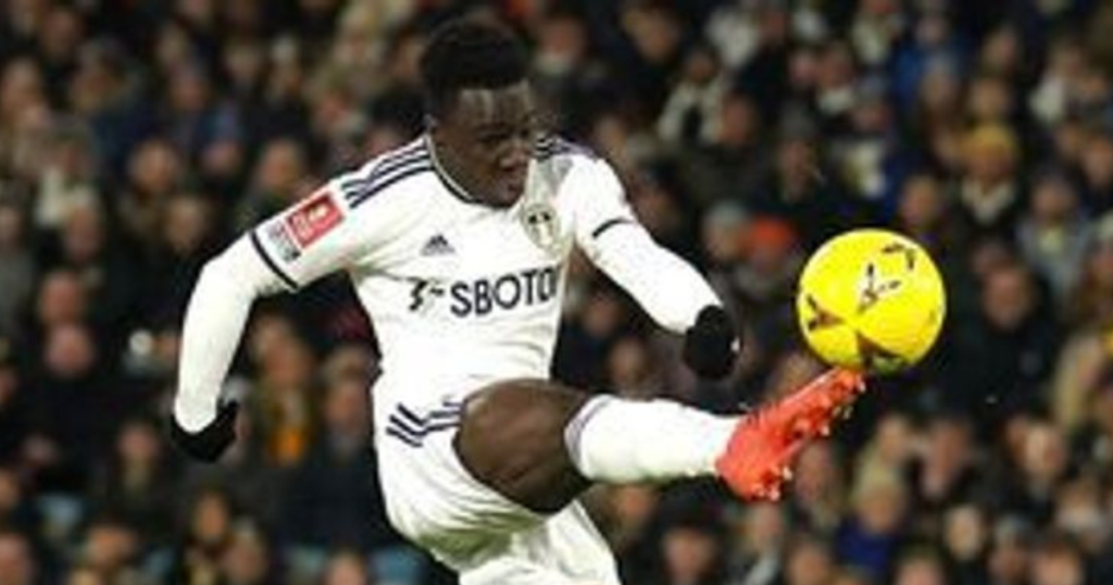 Pertarungan Liga Primer
